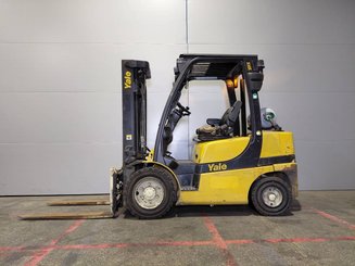 Carrelli elevatori a gas Yale GLP30