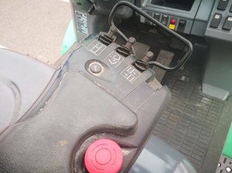 Carrello elevatore frontale a 4 ruote Mitsubishi FD40N - 10