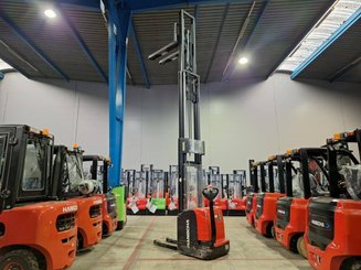 Stoccatori guida in accompagnamento Hangcha CDD20-AC1 - 10