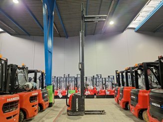 Stoccatori guida in accompagnamento Hangcha CDD20-AC1 - 9