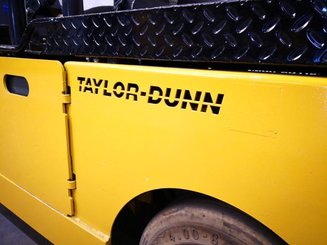Trattori portuali Taylor Dunn TT-316-36  - 8