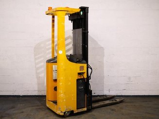 Stoccatori con pedana Caterpillar NSR16K