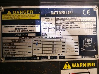 Carrello elevatore frontale a 4 ruote Caterpillar EC25N