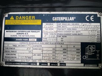 Carrello elevatore frontale a 4 ruote Caterpillar EC25N