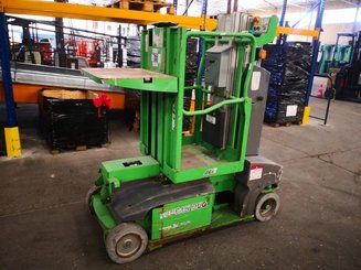Navicella a gruppo di sollevamento verticale JLG TOUCAN DUO
