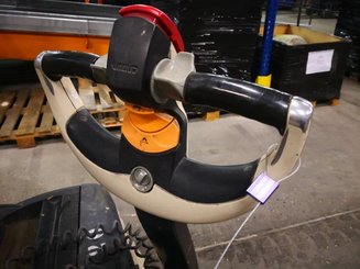 Carrello stoccatore a razze larghe Crown ST3000-1.0 - 9