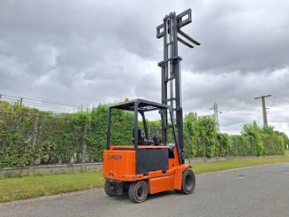 Carrello elevatore frontale a 4 ruote Carer R45N5