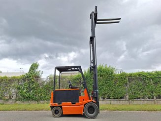 Carrello elevatore frontale a 4 ruote Carer R45N5