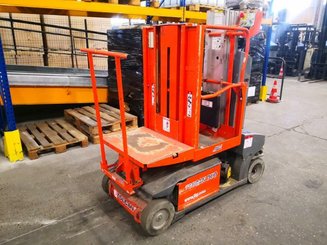 Navicella a gruppo di sollevamento verticale JLG TOUCAN DUO