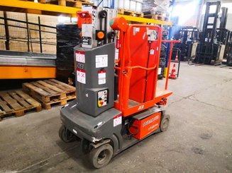 Navicella a gruppo di sollevamento verticale JLG TOUCAN DUO