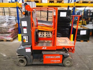 Navicella a gruppo di sollevamento verticale JLG TOUCAN DUO