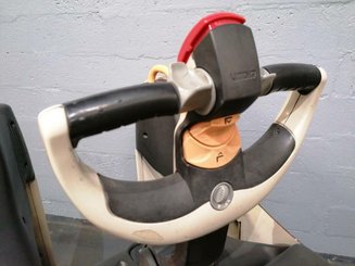 Transpallet con pedana Crown WT3040