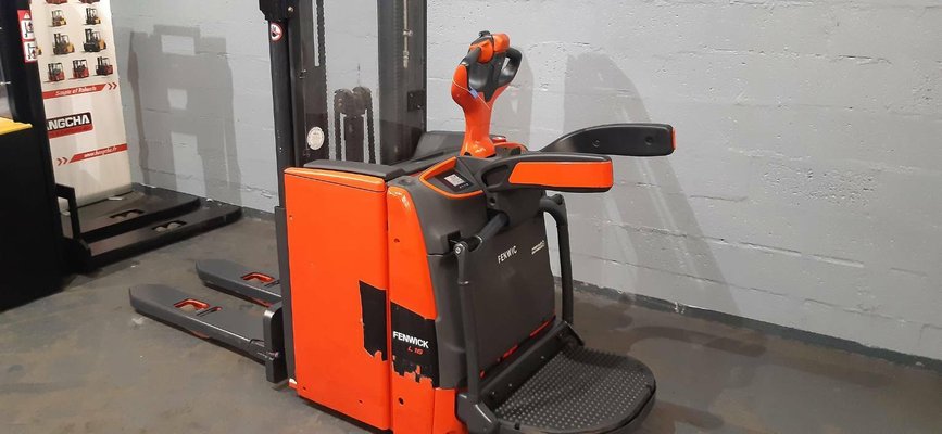 Stoccatori guida in accompagnamento Fenwick L16AP - 1
