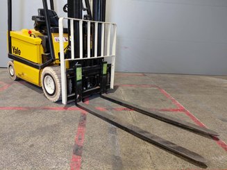 Carrelli elevatori elettrici Yale ERP30 ALF - 6