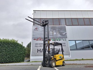 Carrelli elevatori elettrici Yale ERP25VL - 6