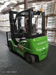 Carrello elevatore frontale a 4 ruote Hangcha XC25i
