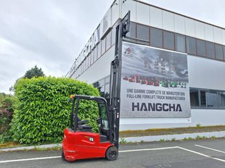Carrello elevatore frontale a 3 ruote Hangcha A3W18