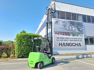 Carrello elevatore frontale a 4 ruote Hangcha XC30i