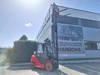 Carrello elevatore frontale a 4 ruote Hangcha XF25G