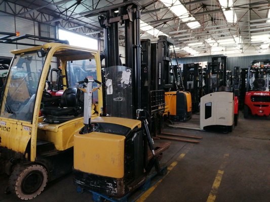 Stoccatori guida in accompagnamento Caterpillar NSP16N - 1