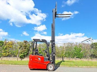 Carrello elevatore frontale a 3 ruote Hangcha A3W15