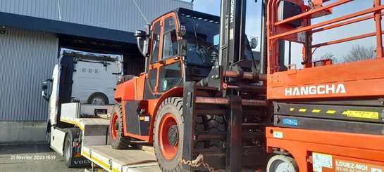 Carrello elevatore frontale a 4 ruote Hangcha XF100D