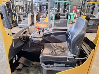 Carrelli retrattili Hyster R1.6H