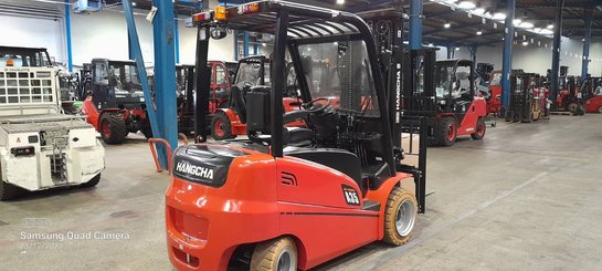 Carrello elevatore frontale a 4 ruote Hangcha A4W35 - 1