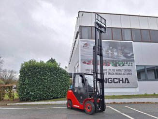 Carrello elevatore frontale a 4 ruote Hangcha XF25G