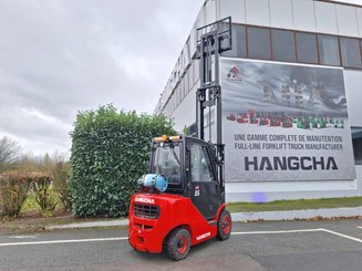 Carrello elevatore frontale a 4 ruote Hangcha XF25G
