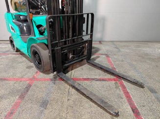 Carrello elevatore frontale a 4 ruote Mitsubishi FG25NT