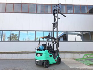 Carrello elevatore frontale a 4 ruote Mitsubishi FG15N