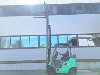 Carrello elevatore frontale a 4 ruote Mitsubishi FG15N