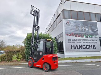 Carrello elevatore frontale a 4 ruote Hangcha XF25D