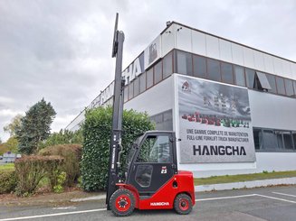 Carrello elevatore frontale a 4 ruote Hangcha XF25D