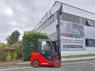 Carrello elevatore frontale a 4 ruote Hangcha XF25D