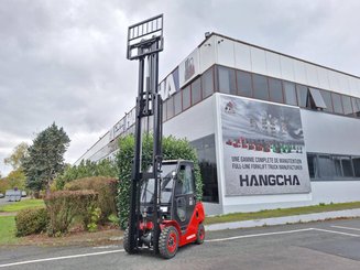 Carrello elevatore frontale a 4 ruote Hangcha XF25D