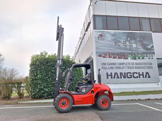 Carrelli elevatori fuoristrada Hangcha TT18-2