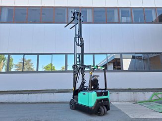 Carrello elevatore frontale a 3 ruote Mitsubishi FB16N2T