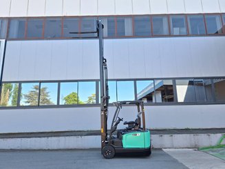 Carrello elevatore frontale a 3 ruote Mitsubishi FB16N2T