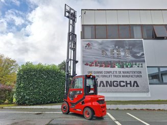 Carrello elevatore frontale a 4 ruote Hangcha XF35D-2