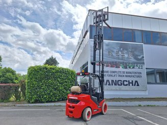 Carrello elevatore frontale a 4 ruote Hangcha XF35G-2