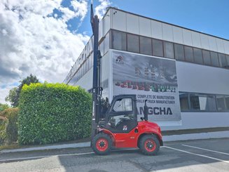 Carrelli elevatori fuoristrada Hangcha TT25-4