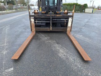 Carrello elevatore frontale a 4 ruote Yale GDP140EC - 5