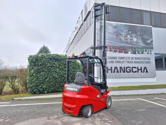 Carrello elevatore frontale a 4 ruote Hangcha A4W25