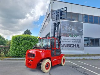 Carrello elevatore frontale a 4 ruote Hangcha XF70G