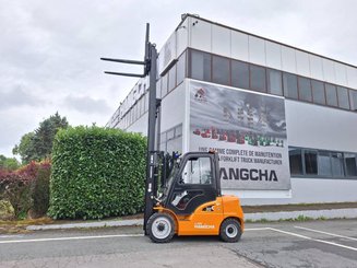 Carrello elevatore frontale a 4 ruote Hangcha XE30i (CPD30-XEY2-SI)