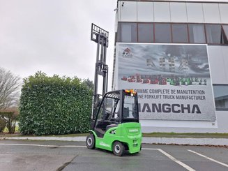 Carrello elevatore frontale a 4 ruote Hangcha XC18i