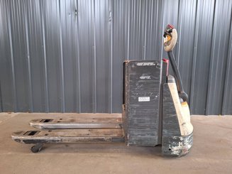 Transpallet guida in accompagnamento Crown WP3080