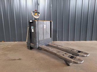 Transpallet guida in accompagnamento Crown WP3080
